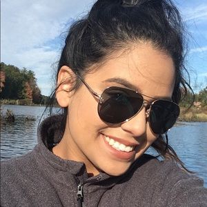 Meet your Posher, Sandra